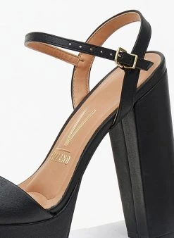 Πέδιλα με φιάπα Vizzano 6282.455 - Μαύρο -Κατάστημα TheFashionProject pedila me psili fiapa vizzano 6282455 106445 1k2n