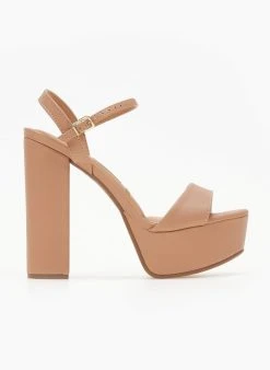 Πέδιλα με φιάπα Vizzano 6282.455 - Nude -Κατάστημα TheFashionProject pedila me psili fiapa vizzano 6282455 106446 2n2s