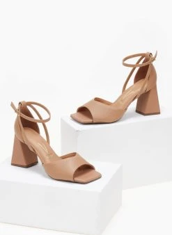 Πέδιλα με μπαρέτα Vizzano 6464.106 - Nude -Κατάστημα TheFashionProject pedila me takouni kampana vizzano 6464106 106432 8pj5