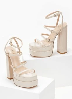 The Fashion Project Πέδιλα Platform λουστρίνι με λεπτά λουράκια - Μπεζ -Κατάστημα TheFashionProject pedila platform loustrini me lepta lourakia 103913 kgjf