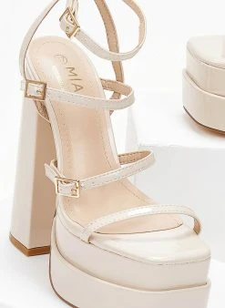 The Fashion Project Πέδιλα Platform λουστρίνι με λεπτά λουράκια - Μπεζ -Κατάστημα TheFashionProject pedila platform loustrini me lepta lourakia 103913 ox5u