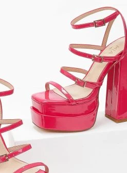 The Fashion Project Πέδιλα Platform λουστρίνι με λεπτά λουράκια - Φούξια -Κατάστημα TheFashionProject pedila platform loustrini me lepta lourakia 103914 vcml