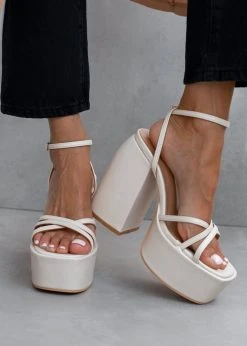 The Fashion Project Πέδιλα με φιάπα και Crossover λουράκια - Μπεζ -Κατάστημα TheFashionProject pedila platform me mpareta 103656 rpbh