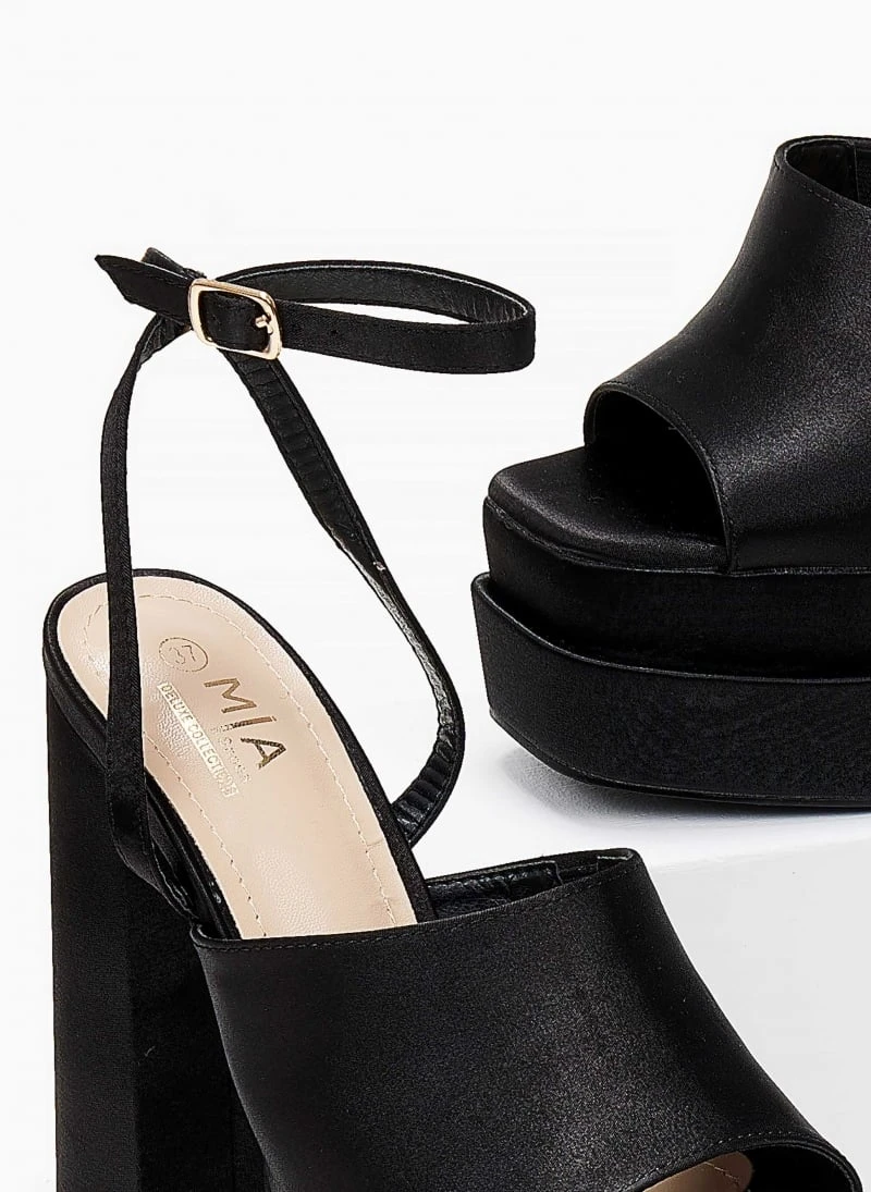 The Fashion Project Πέδιλα με φιάπα υφασμάτινα - Μαύρο 5 The Fashion Project Πέδιλα με φιάπα υφασμάτινα - Μαύρο - Image 3