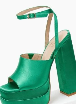 The Fashion Project Πέδιλα με φιάπα υφασμάτινα - Πράσινο 7 The Fashion Project Πέδιλα με φιάπα υφασμάτινα - Πράσινο -Κατάστημα TheFashionProject pedila platform saten me fardia fasa 103893 ewvd