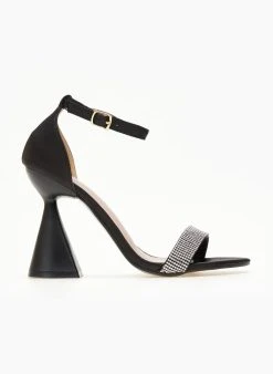 The Fashion Project Πέδιλα με μπαρέτα και στρας - Μαύρο -Κατάστημα TheFashionProject pedila saten me idiaitero takouni 107241 leer