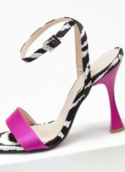 Πέδιλα με μπαρέτα και Print Tfp - Φούξια -Κατάστημα TheFashionProject pedila saten me mpareta kai print tfp 110923 hh39