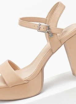 Xti Footwear Πέδιλα με φιάπα σε καρέ γραμμή Xti 140844 - Μπεζ -Κατάστημα TheFashionProject pedila se kare grammi me mpareta xti 140844 110287 o1t7