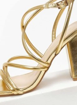 The Fashion Project Πέδιλα σε μεταλλικά χρώματα - Χρυσό -Κατάστημα TheFashionProject pedila se metallika xrwmata 110595 g4u5