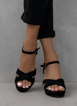 The Fashion Project Πέδιλα Suede με μπαρέτα - Μαύρο -Κατάστημα TheFashionProject pedila suede me mpareta 111501 nvlh