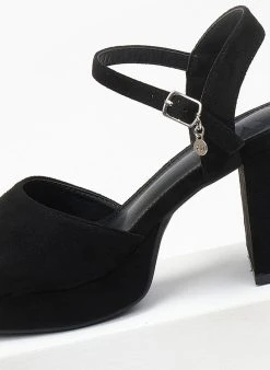 Xti Footwear Πέδιλα Suede με μπαρέτα Xti 141471 - Μαύρο -Κατάστημα TheFashionProject pedila suede me mpareta xti 141471 110478 tn5o