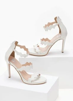 Πέδιλα με φιάπα και φερμουάρ Tfp - Λευκό 13 Πέδιλα με φιάπα και φερμουάρ Tfp - Λευκό -Κατάστημα TheFashionProject pedila tfp me fermouar sto pisw meros 104270 3yxk