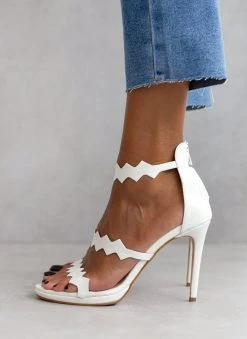 Πέδιλα με φιάπα και φερμουάρ Tfp - Λευκό 12 Πέδιλα με φιάπα και φερμουάρ Tfp - Λευκό -Κατάστημα TheFashionProject pedila tfp me fermouar sto pisw meros 104270 73bg