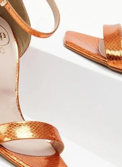 Πέδιλα με μπαρέτα και Pattern Tfp - Πορτοκαλί -Κατάστημα TheFashionProject pedila tfp me kleisti fterna 105260 ky83