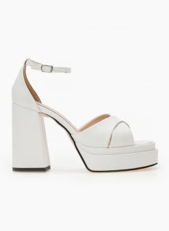 Πέδιλα με φιάπα Crossover Tfp - Λευκό -Κατάστημα TheFashionProject pedila tfp me xiasti fases 103929 e8zv