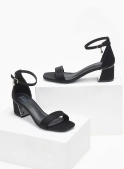 Xti Footwear Πέδιλα με μπαρέτα υφασμάτινα Xti 140937 - Μαύρο -Κατάστημα TheFashionProject pedila ufasmatina me mpareta xti 140937 110289 sa01