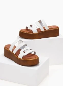 Flatforms δερμάτινα με ανοίγματα Estil - Λευκό 14 Flatforms δερμάτινα με ανοίγματα Estil - Λευκό -Κατάστημα TheFashionProject platformes dermatines estil me anoigmata 104937 cplw