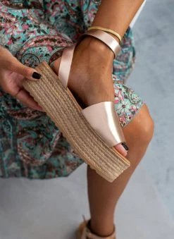 Flatforms δερμάτινες με φαρδιά φάσα Estil - Χαλκός -Κατάστημα TheFashionProject platformes dermatines estil me fardia fasa 104959 yjkn