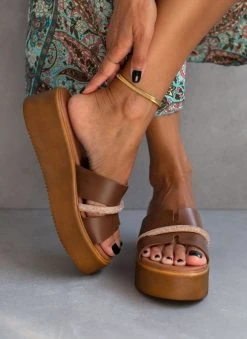 Flatforms δερμάτινα με στρας Estil - Ταμπά -Κατάστημα TheFashionProject platformes dermatines estil me strass leptomereia 104951 f5d1