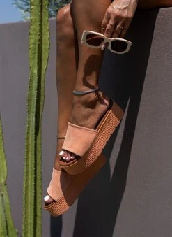 Flatforms καστόρινα με φάσα Estil - Κοραλί -Κατάστημα TheFashionProject platformes estil kastorines me fardia fasa 105373 j42i