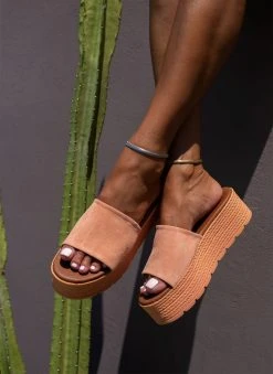 Flatforms καστόρινα με φάσα Estil - Κοραλί