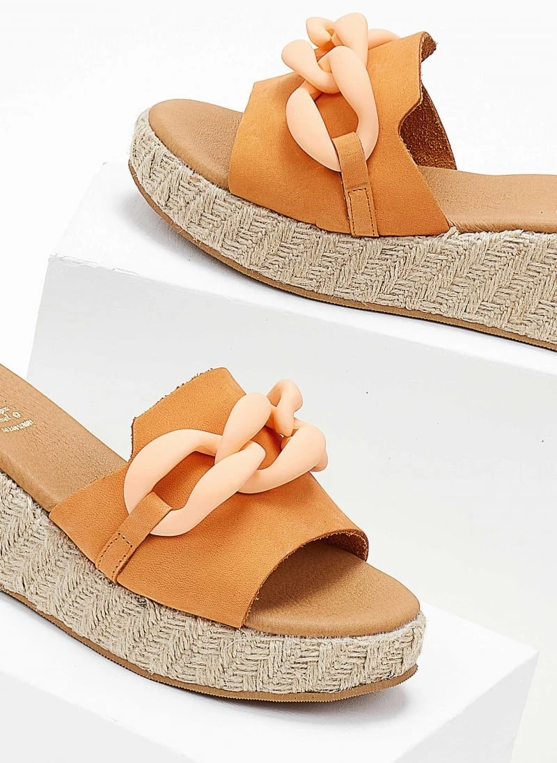 The Fashion Project Flatforms Nubuck με αλυσίδα - Πορτοκαλί 5 The Fashion Project Flatforms Nubuck με αλυσίδα - Πορτοκαλί - Image 3