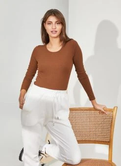 The Fashion Project Ριπ τοπάκι με σχέδιο χιαστί στην πλάτη - Καφέ -Κατάστημα TheFashionProject rip topaki me sxedio xiasti stin plati 82835 scxr