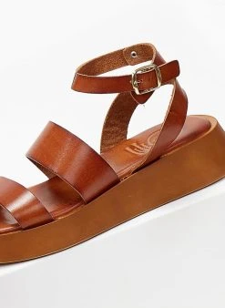 Σανδάλια δερμάτινα με δύο φάσες Tfp - Ταμπά 12 Σανδάλια δερμάτινα με δύο φάσες Tfp - Ταμπά -Κατάστημα TheFashionProject sandalia dermatina tfp me fases 102864 mf18