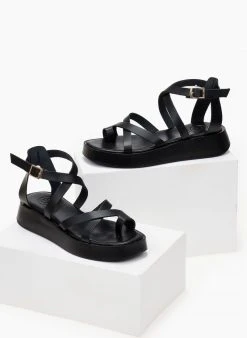Σανδάλια δερμάτινα TFP με χιαστί δέσιμο - Μαύρο -Κατάστημα TheFashionProject sandalia dermatina tfp me xiasti desimo 102860 2cx0