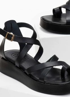 Σανδάλια δερμάτινα TFP με χιαστί δέσιμο - Μαύρο -Κατάστημα TheFashionProject sandalia dermatina tfp me xiasti desimo 102860 j5vx