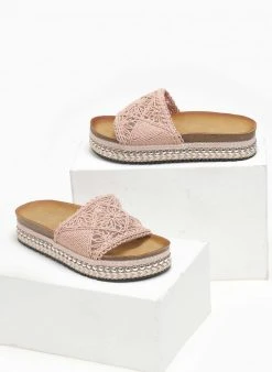 The Fashion Project Σανδάλια με Crochet φάσα και πέρλες - Σομόν 12 The Fashion Project Σανδάλια με Crochet φάσα και πέρλες - Σομόν -Κατάστημα TheFashionProject sandalia me crochet fasa kai perles 111723 dydj