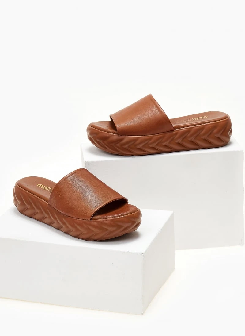 Flatforms δερμάτινα με σχέδιο στη σόλα Estil - Ταμπά 6 Flatforms δερμάτινα με σχέδιο στη σόλα Estil - Ταμπά - Image 4