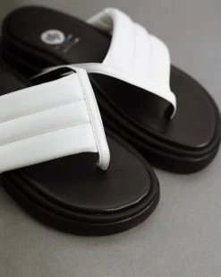 Flatforms καπιτονέ Tfp - Λευκό -Κατάστημα TheFashionProject tfp slides me kapitone sxedio 93571 apgc