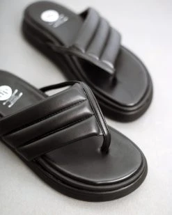 Flatforms καπιτονέ Tfp - Μαύρο -Κατάστημα TheFashionProject tfp slides me kapitone sxedio 93572 pm9k